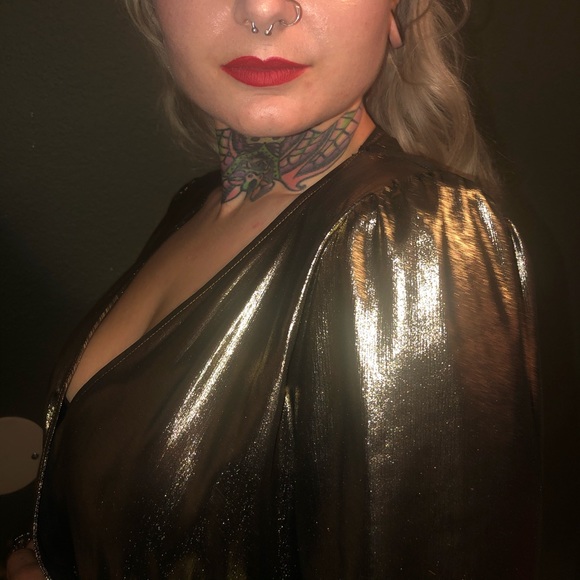 gold wraparound dress - Picture 7 of 8